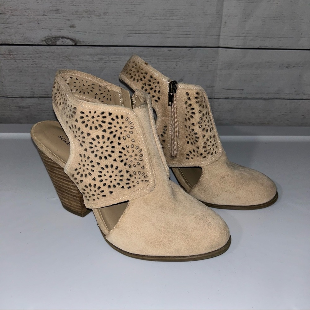 GUC Sole Society So Torri Ankle Bootie Suede Perforated Leather Size 9B/39